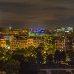 Paris la nuit : un panorama vibrant entre lumière et silence